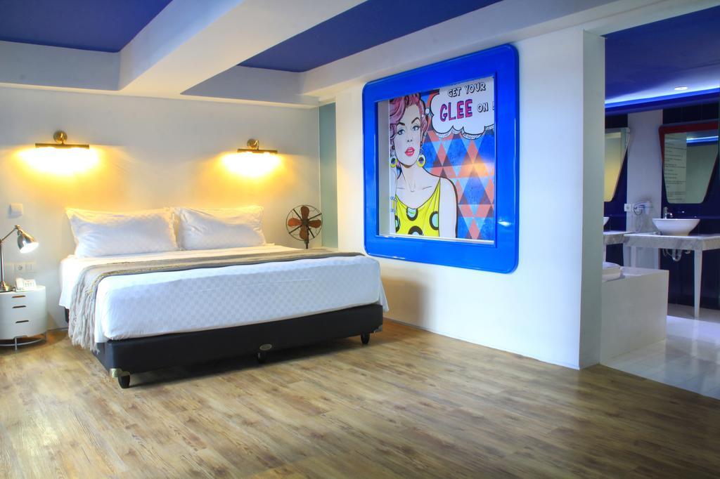 Berry Glee Thematic Hotel Kuta  Ngoại thất bức ảnh